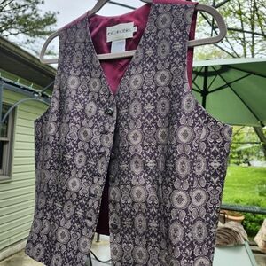 J.H. Collectibles Print Silk Vest vintage estate find